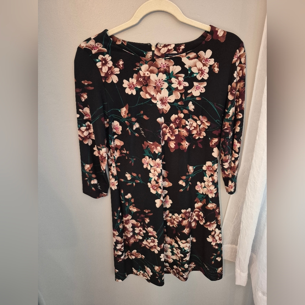 Tommy Hilfiger Floral Dress Size 6